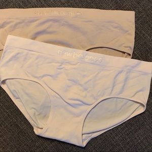 🚨10/20🚨 NWOT Pair of New balance Hipster panties / Large